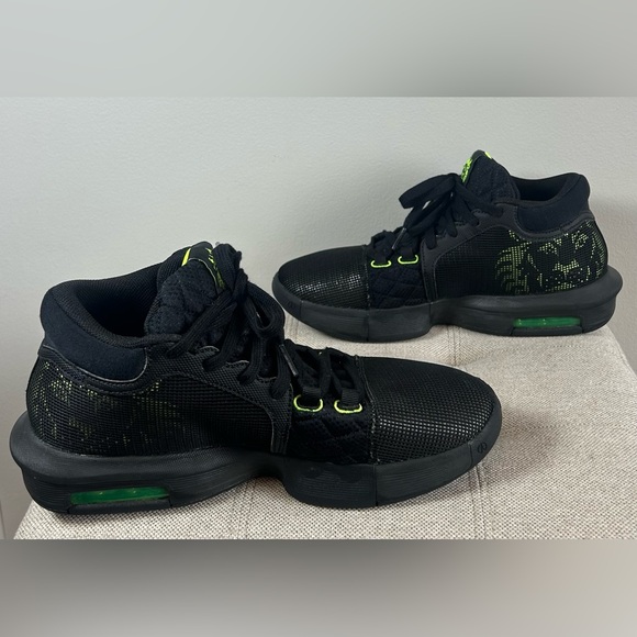 Nike LeBron Witness 8 Black Volt Men's Size 9.5 Basketball FB2239-002 EUC - Picture 4 of 12